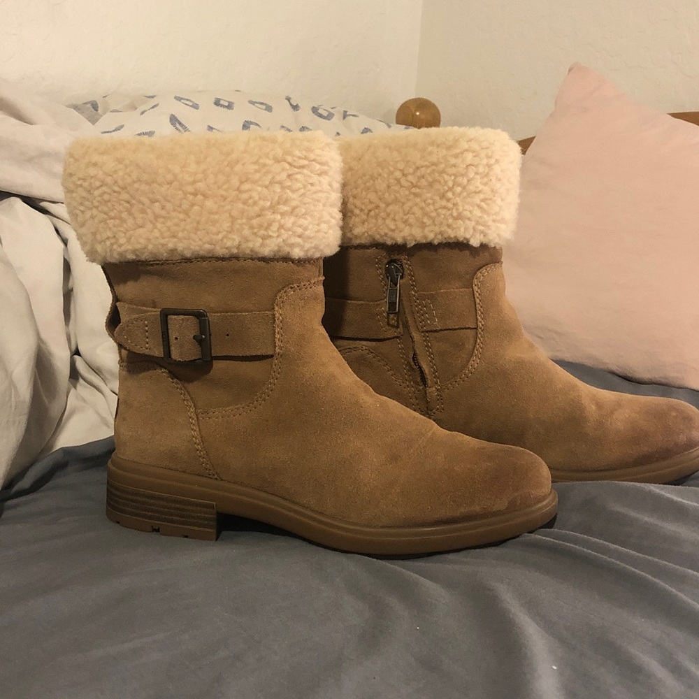 UGG Tan Shearling Lined Boots